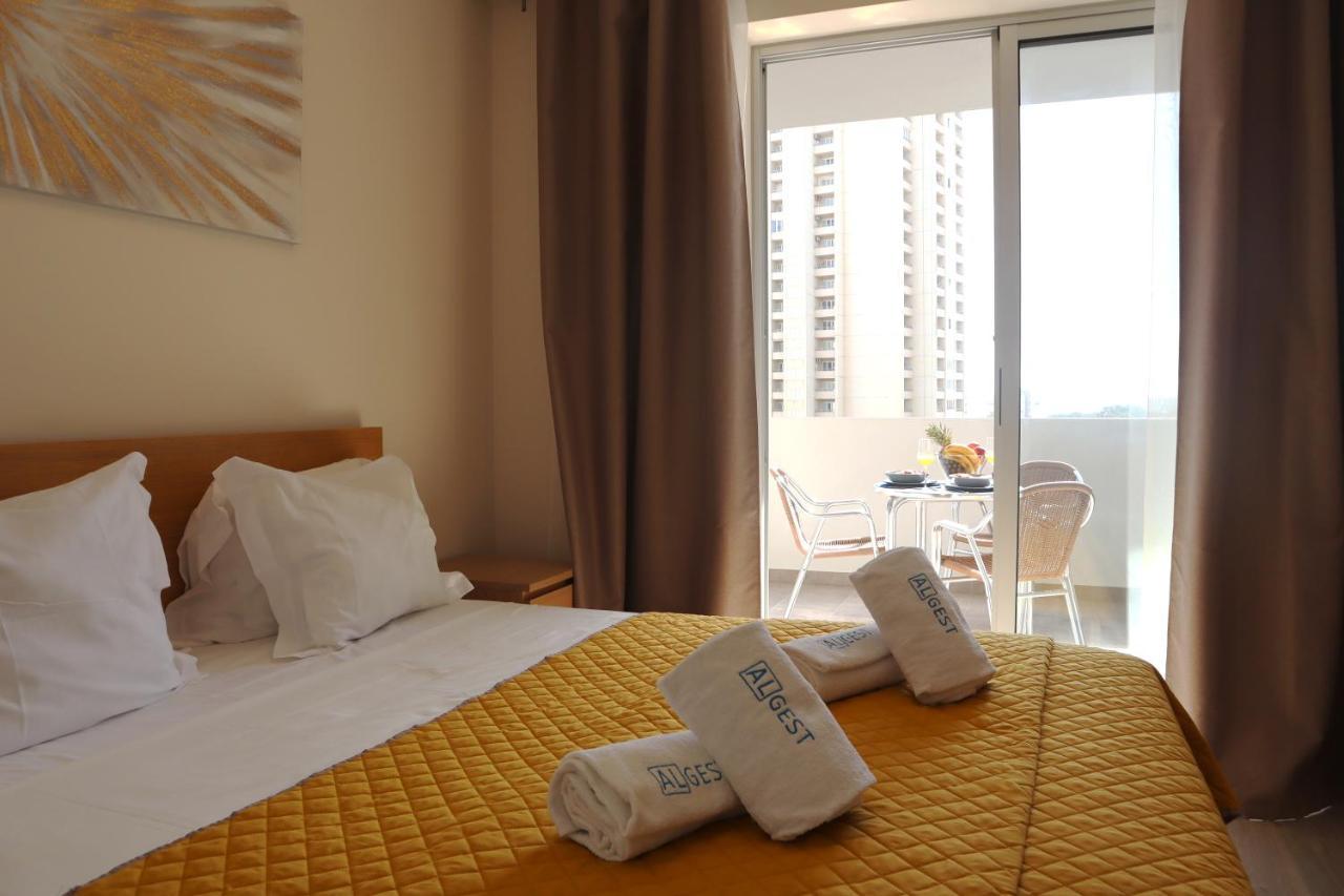 T1 Rocha Tower Apartment ปอร์ติเมา ภายนอก รูปภาพ